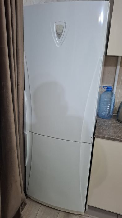 Холодильник Daewoo