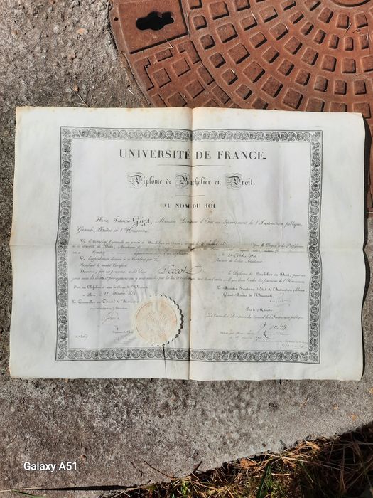 Diplomă de Drept, scrisă pe piele