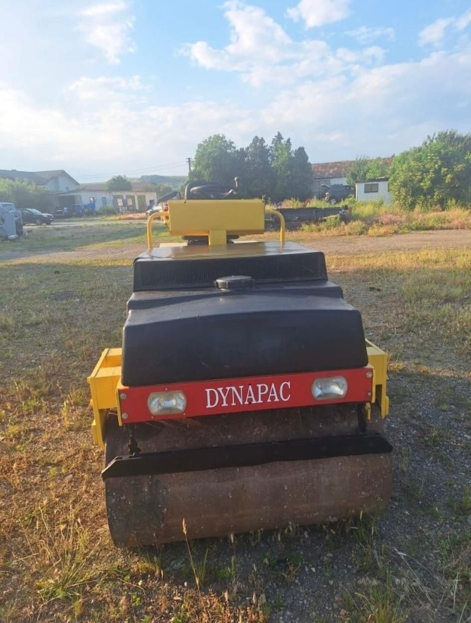 Vand / Închiriez Cilindru Compactor