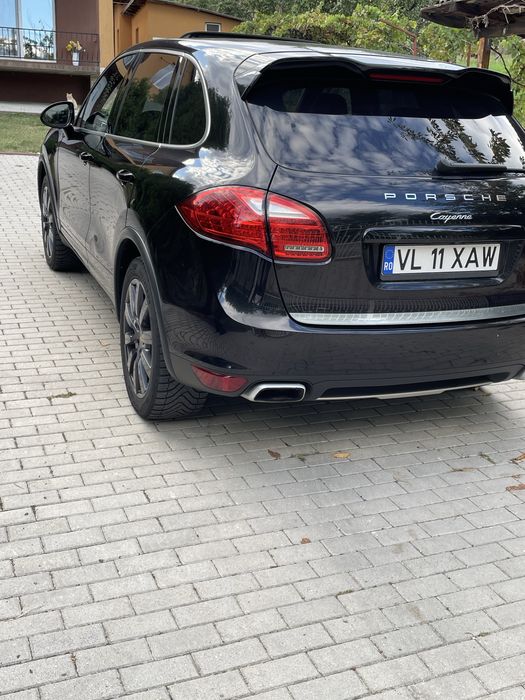 Porsche cayenne - multe optionale