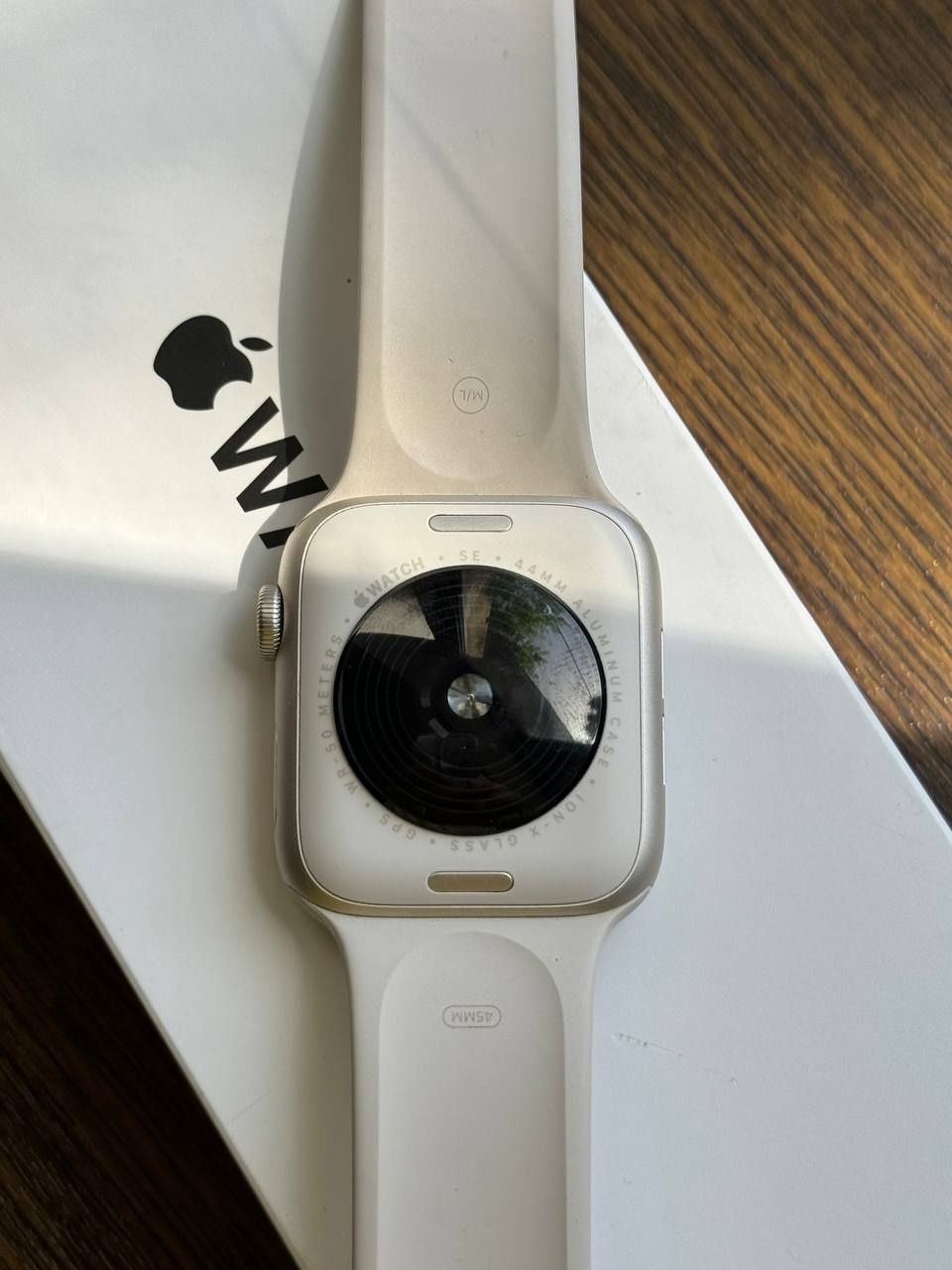 Apple Watch Se    .