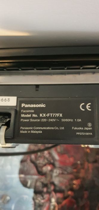 Vând aparat fax/telefon Panasonic+5 role hârtie termică
