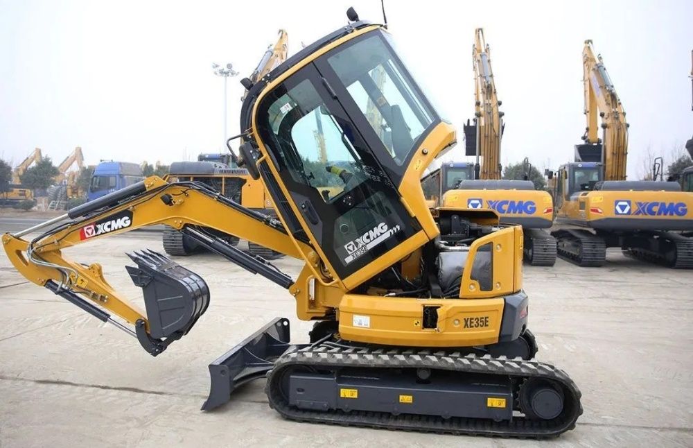 Miniexcavator nou 2024, XCMG XE35E 4.2tone, produs in Polonia [STOC]