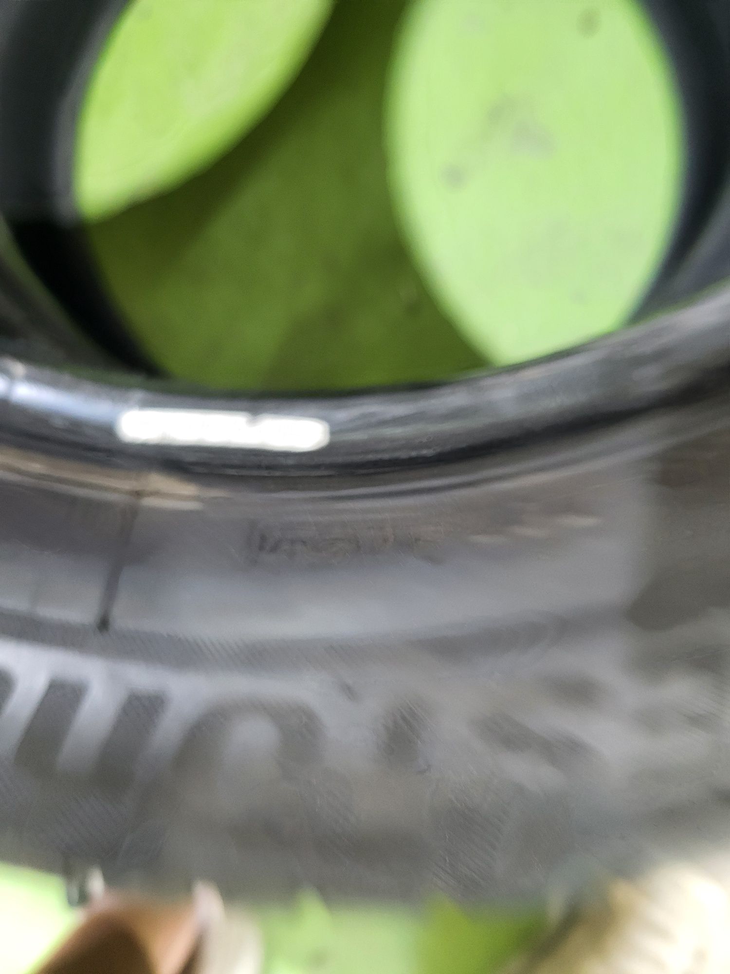 2 бр зимни 205/60/16 Bridgestone