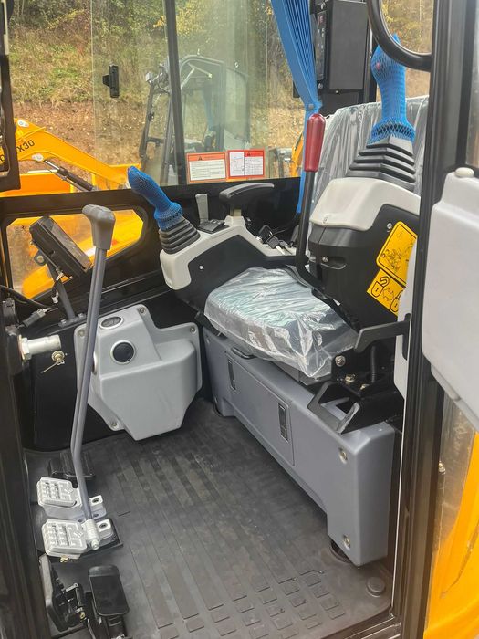Excavator MACAO STX30