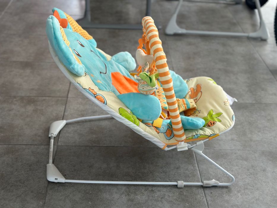 Chipolino Музикален шезлонг Friends