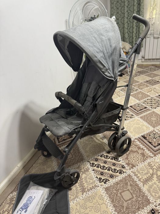 Коляска Chicco Light way