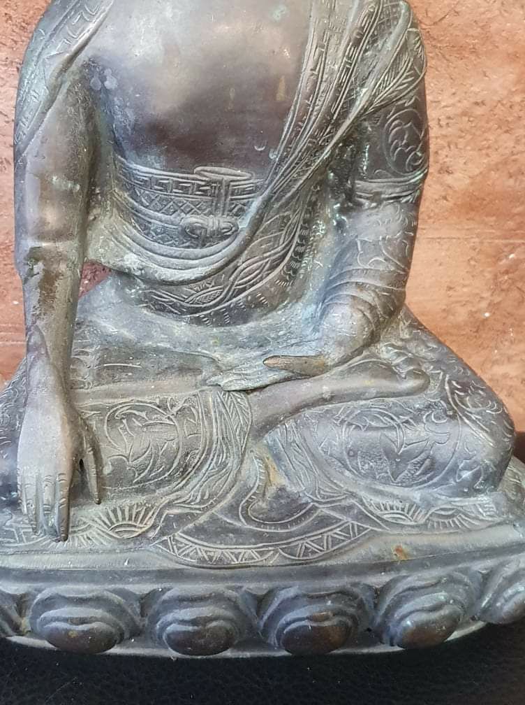 Бронзова статуетка на Буда - пластика