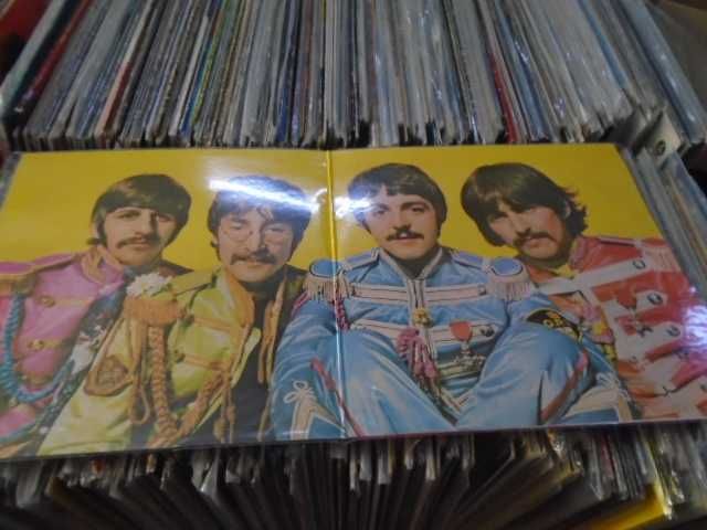 винил Beatles* – Sgt. Pepper's Lonely Hearts Club Band