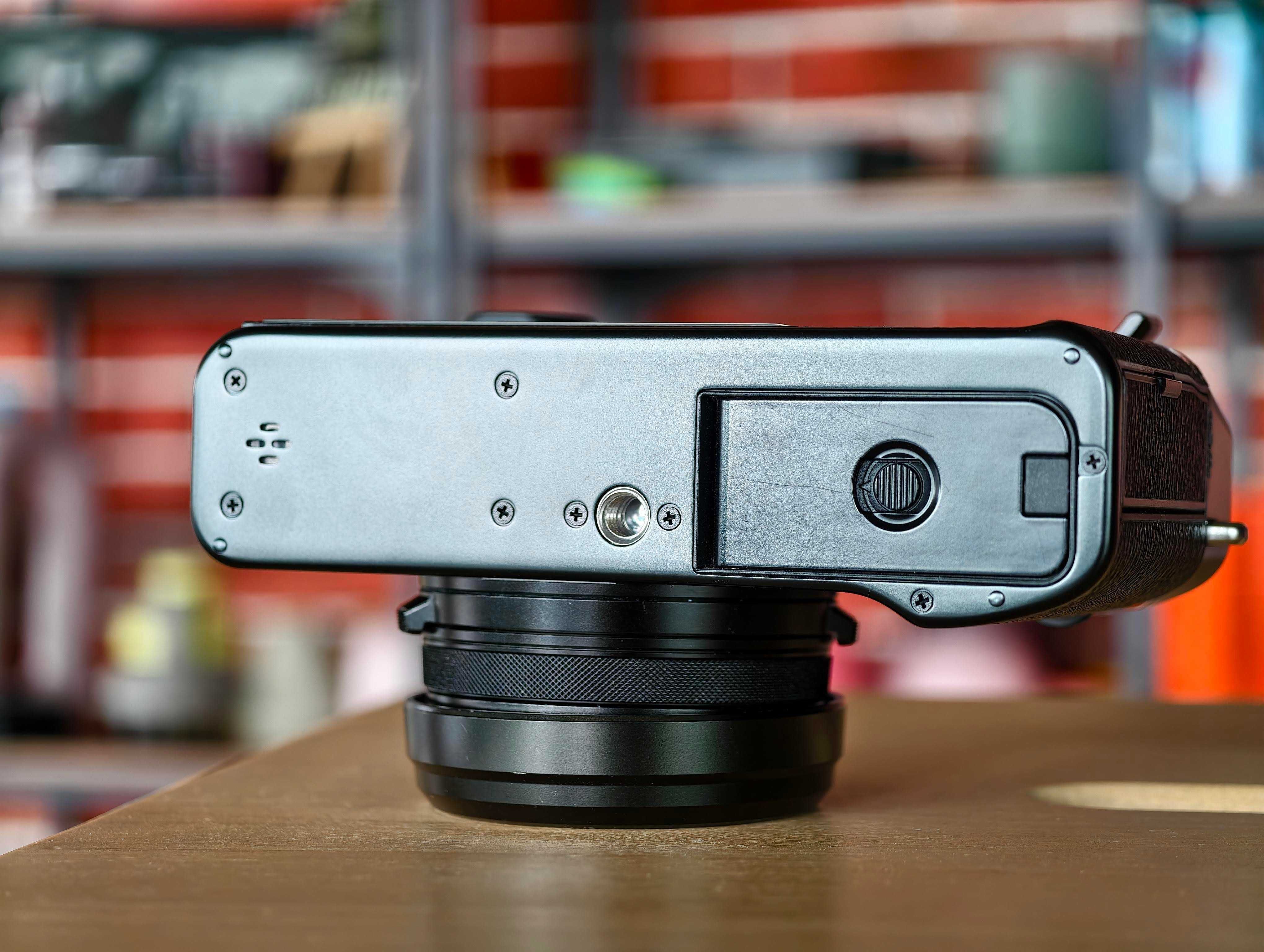 Fujifilm X100 VI черен, аксесоари, emag 24 месеца гаранция