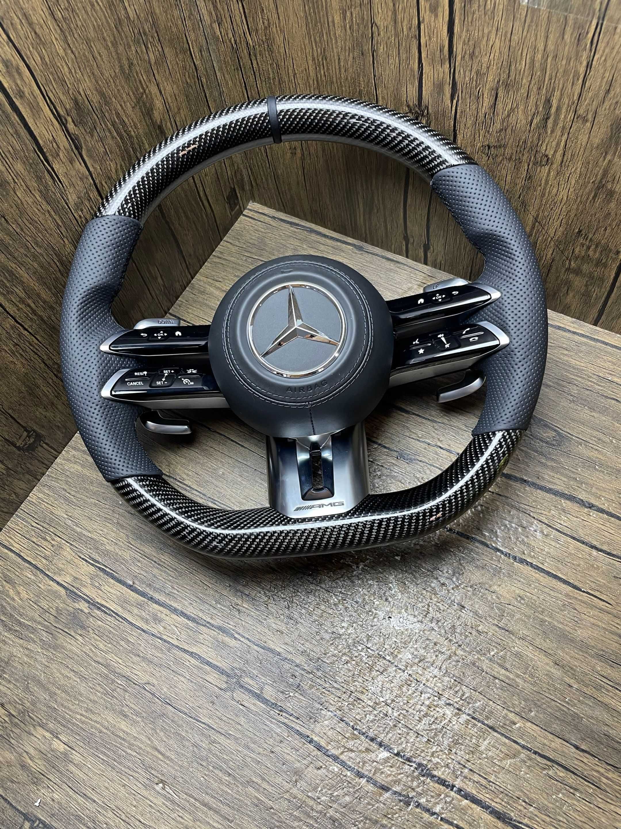 Mercedes Custom Спортен Волан – Персонализиран Дизайн!