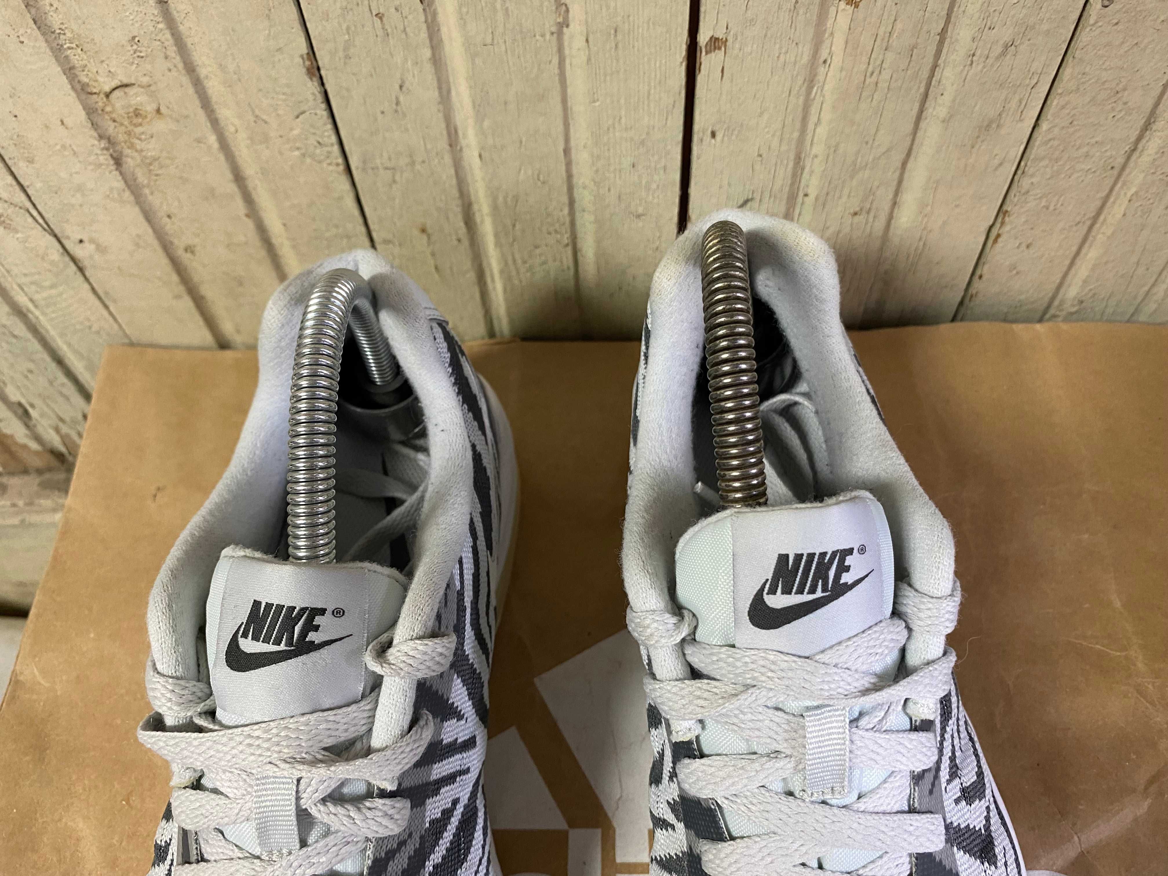 ''Nike Sportswear Air Max Invigor Jacquard''оригинални маратонки
