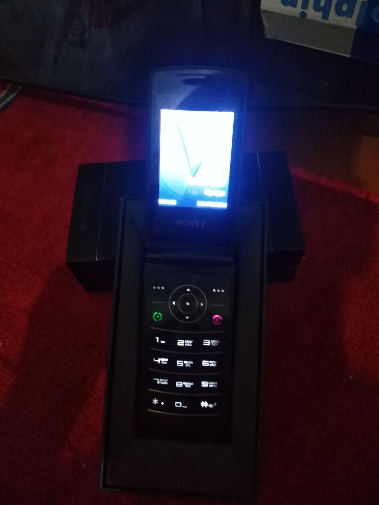 NOVEY Z1 telefon sotiladi