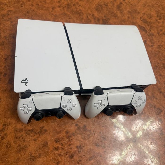 PlayStation 5 — A’lo holatda