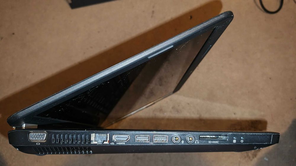 Laptop Hp Intel Core I3 2310M 8gb ddr3 display 17inch