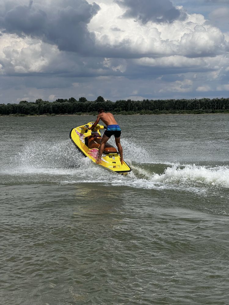 Jet sky bombardier