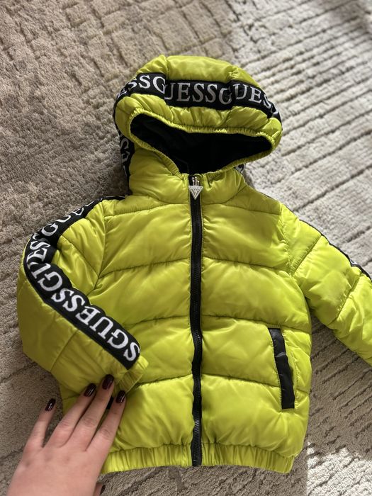 Детско яке GUESS 92 рр