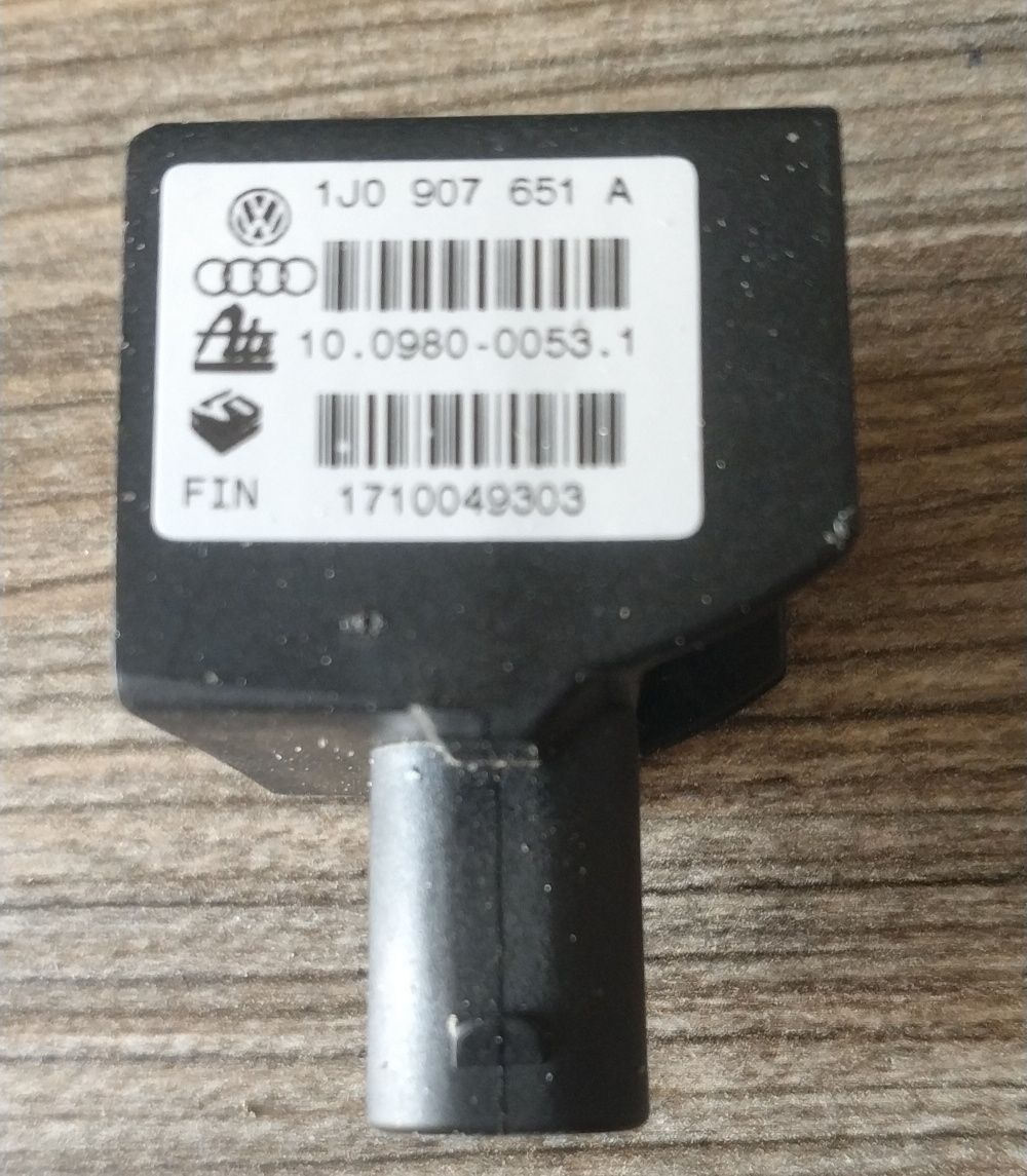 Датчик esp 1J0 907 651a,датчик странично ускорение vw audi skoda seat