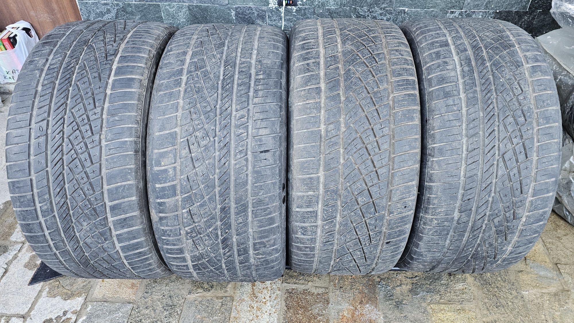 Летни и всесезонни гуми с размери 295/40/21" и 275/55/19"