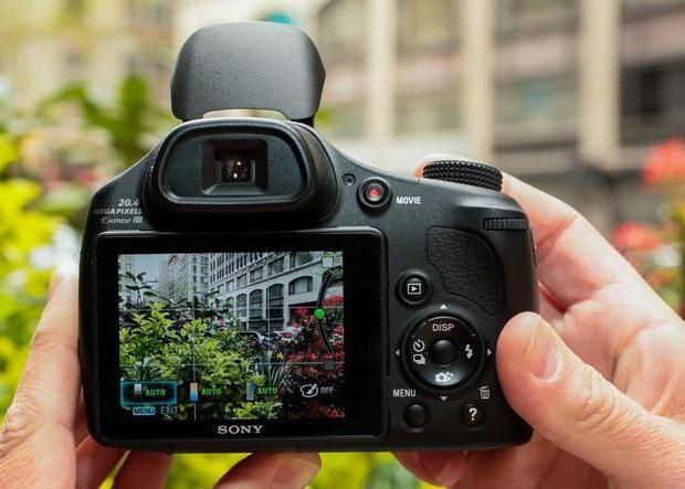 Срочно продам фотоаппарат sony dsc-h300