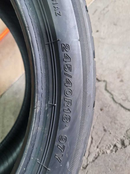2 Bridgestone R18 245/40/ 
летни гуми DOT1618