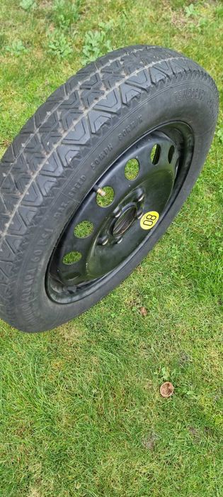 Продавам резервна гума за BMW