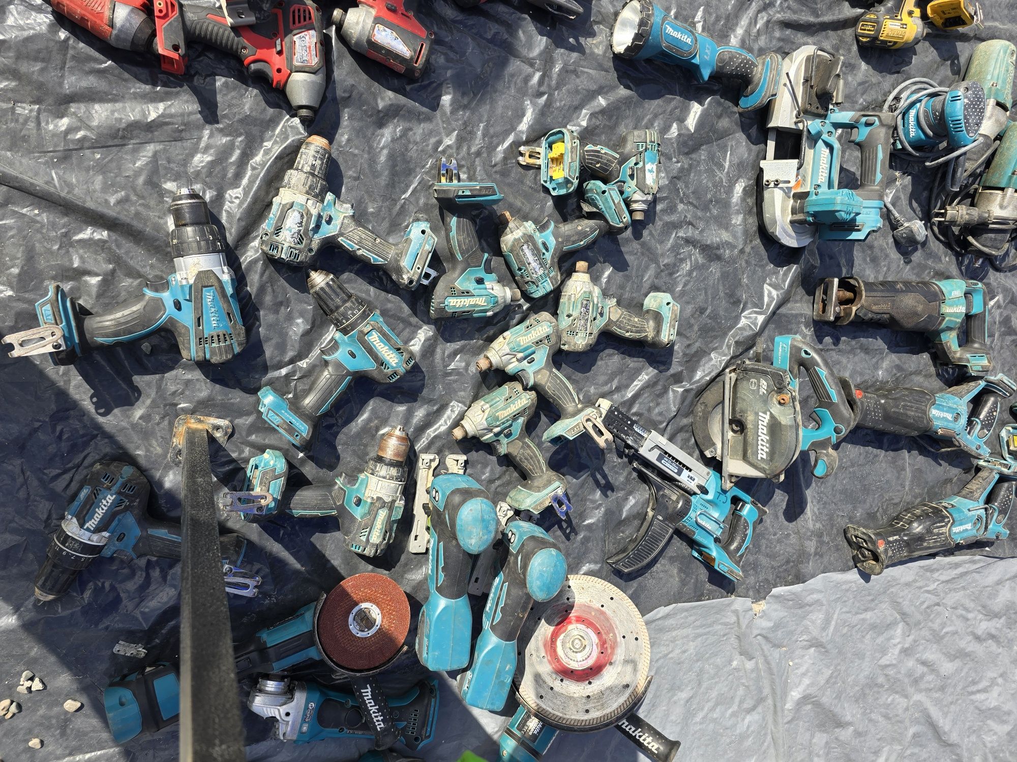 Scule makita dewalt milwaukee si altele