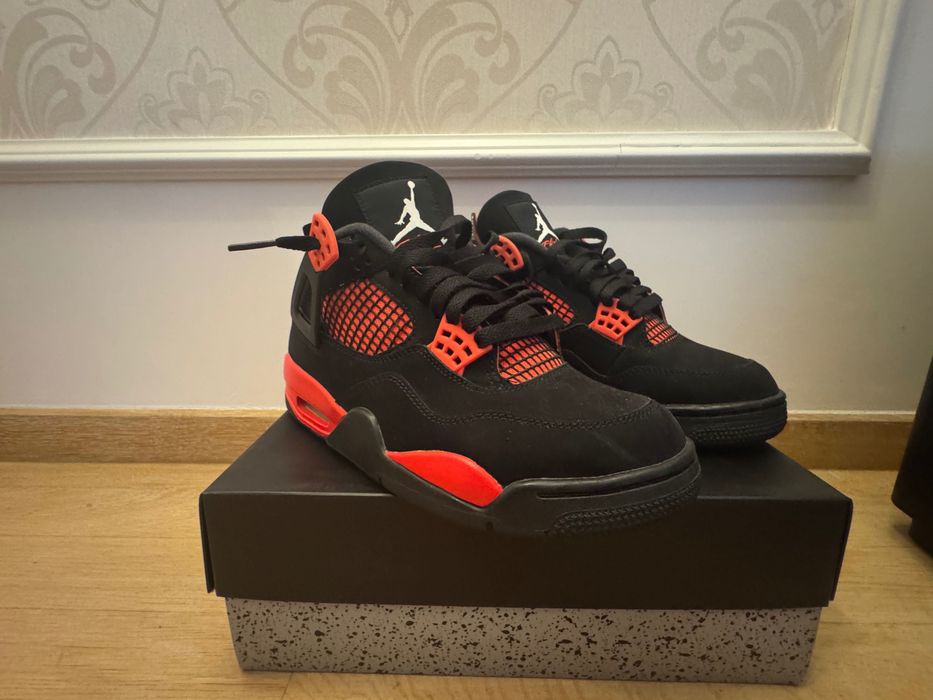 Vand JORDAN 4 Red Thunder