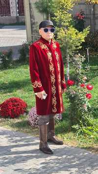 Казахский национальный костюм (Шапан) ручная работа, фурнитура Япония