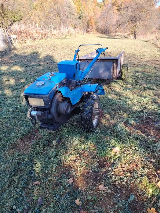 Vând motocultor zubru 12 cp