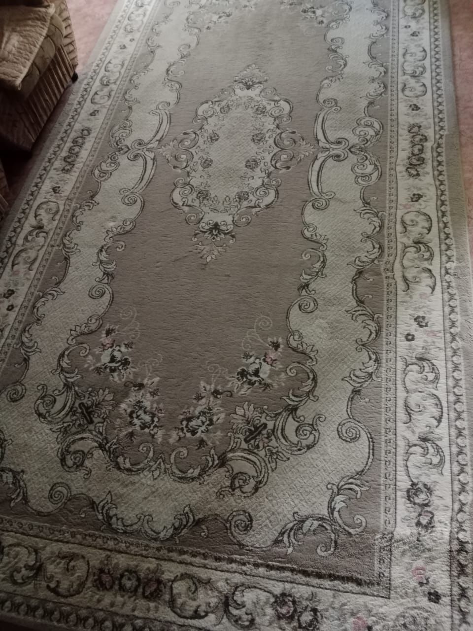 Продам ковёр 4м на 2м