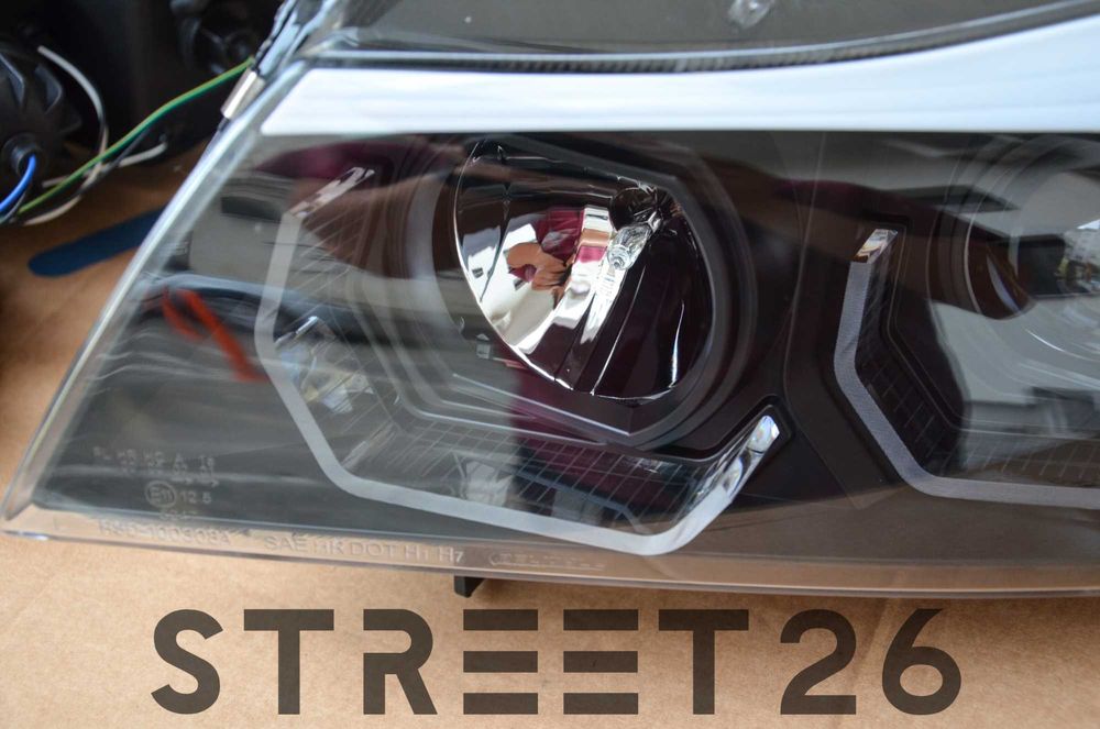 Faruri 3D LED Angel Eyes BMW Seria 3 E90 E91 Sedan Touring (2005-2011)