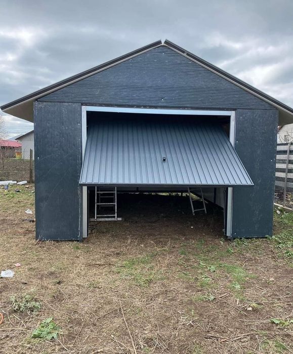 Garaje case din structura metalica