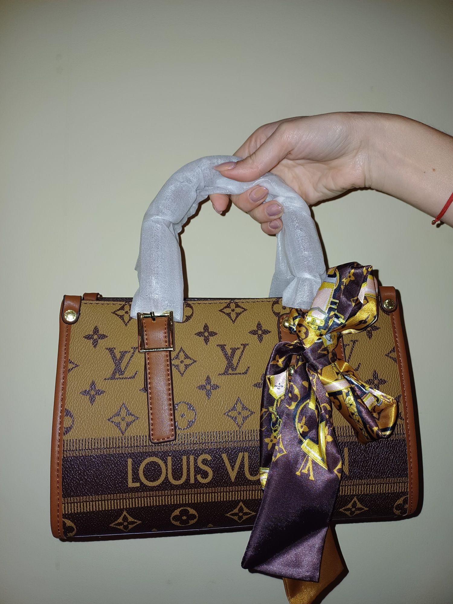 Louis  viton чанти ПРОМОЦИЯ