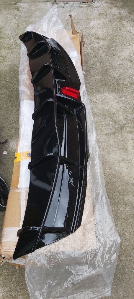 Difuzor spate auto compatibil cu Tesla Model Y, accesorii de recondiți