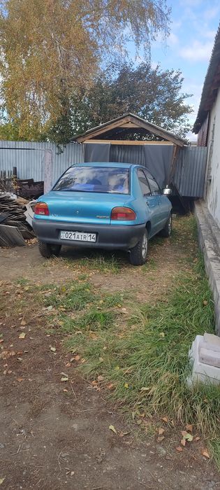 Продам Mazda 121