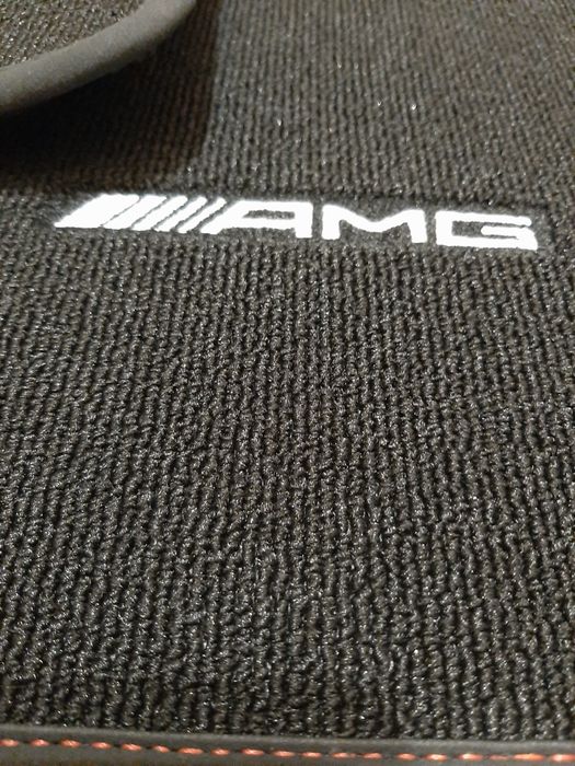 Мокетени стелки мерцедес mercedes w117 CLA С117 десен воланAMG
