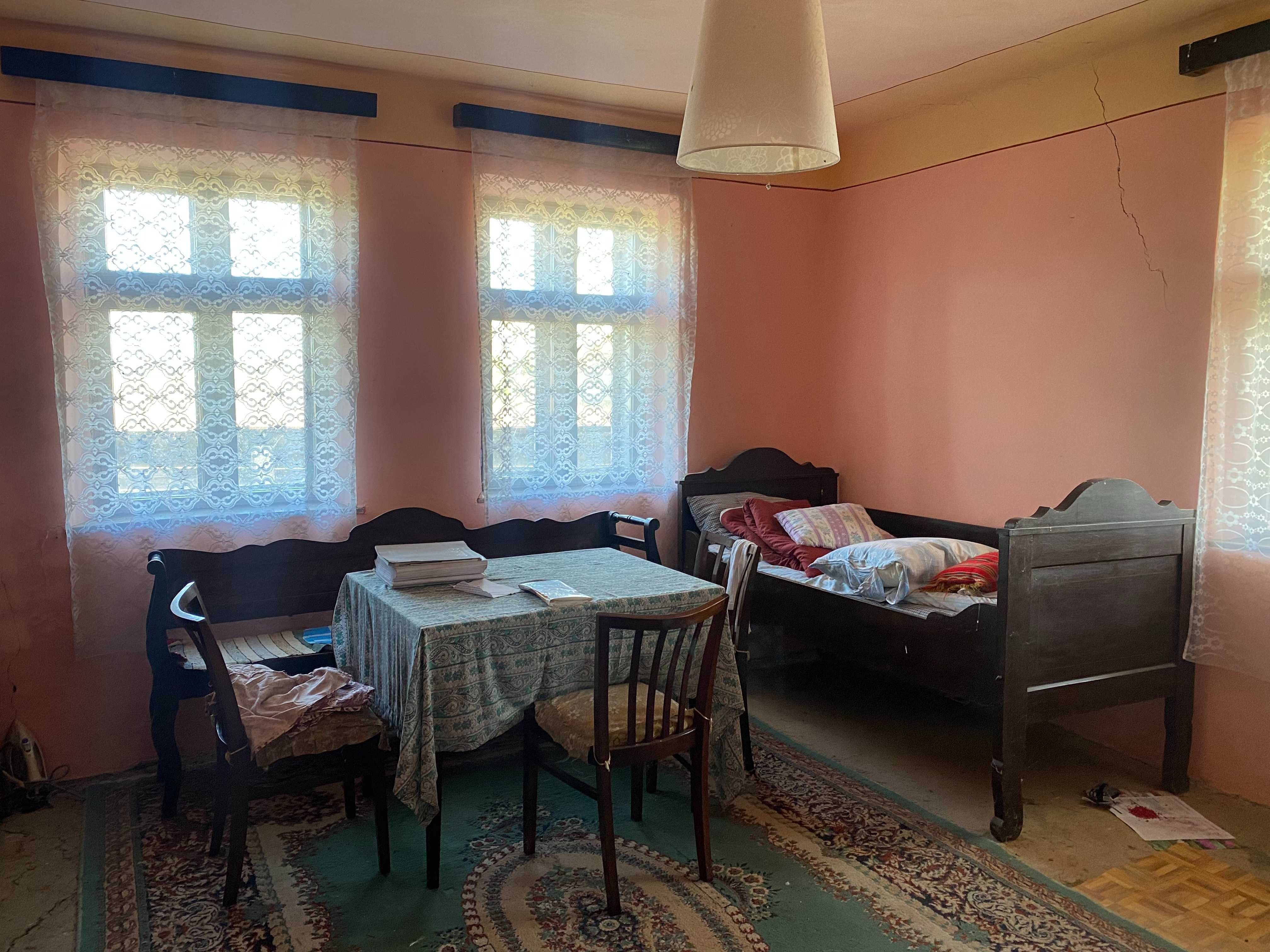 Casă de vânzare Sânnicolau Român, Bihor, 35.000 euro. NEGOCIABIL