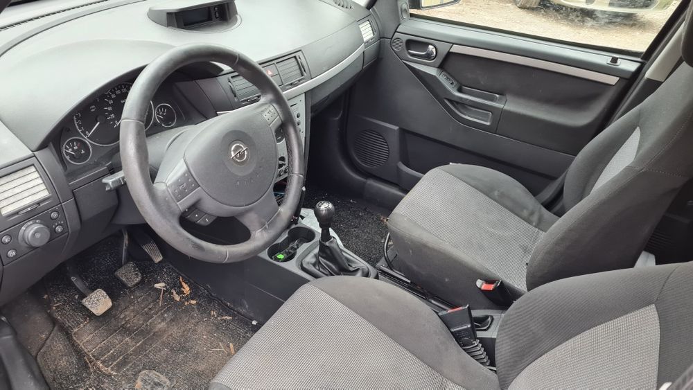 Opel Meriva 1.6 , Опел Мерива На Части !