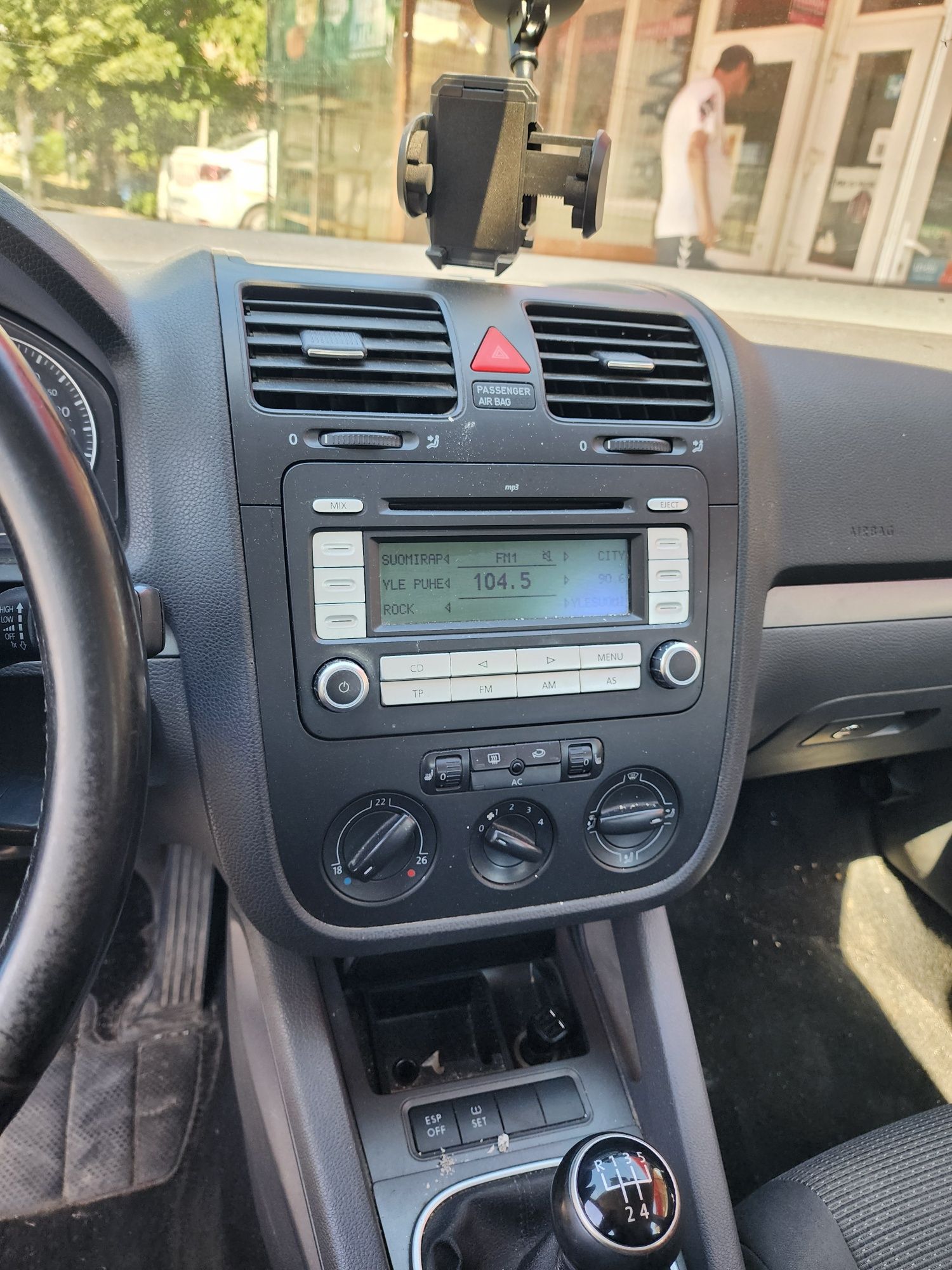Volkswagen Jetta.