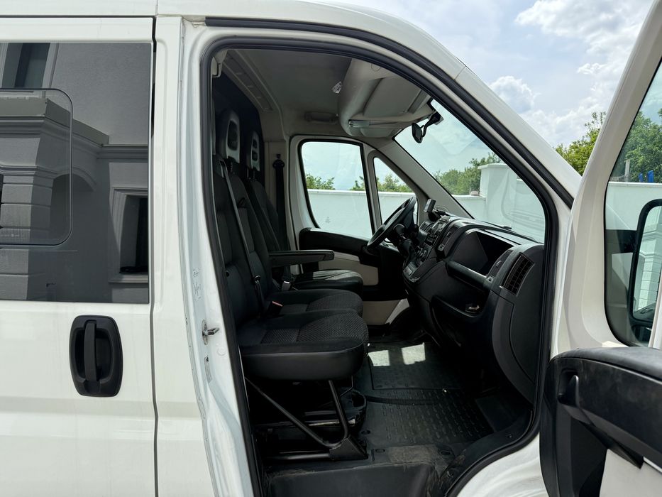 Peugeot boxer 2017 Inmatriculata recent accept schimb 3 locuri