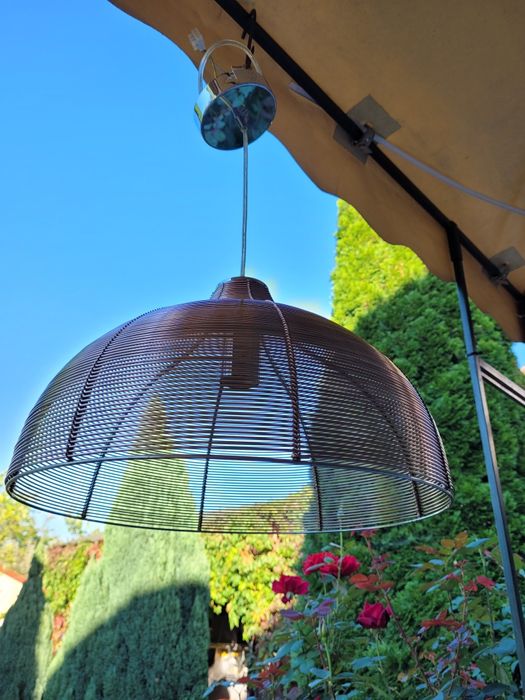 Lustra metalică/ corp iluminat