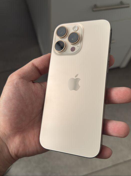 iPhone 16 Pro Max 256GB Desert Titanium TOP