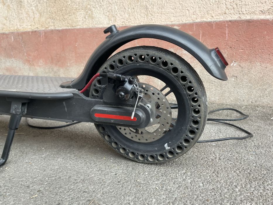 Trotineta electeica Xiaomi mi365 in stare forte buna fara jocuri