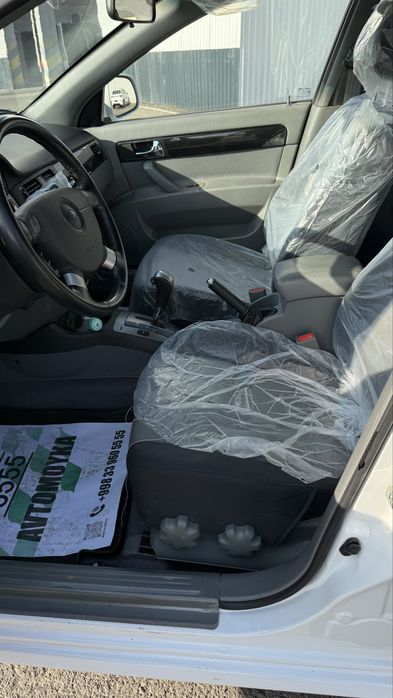 Gentra 2022 yil kraska toza oq benzinda ideal moshina