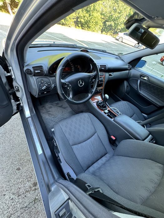 Mercedes C-class 180