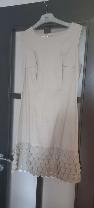 Елегантна  рокля