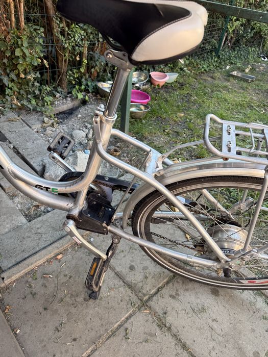 Bicicleta electrica nu tine bateria pret 2000 lei