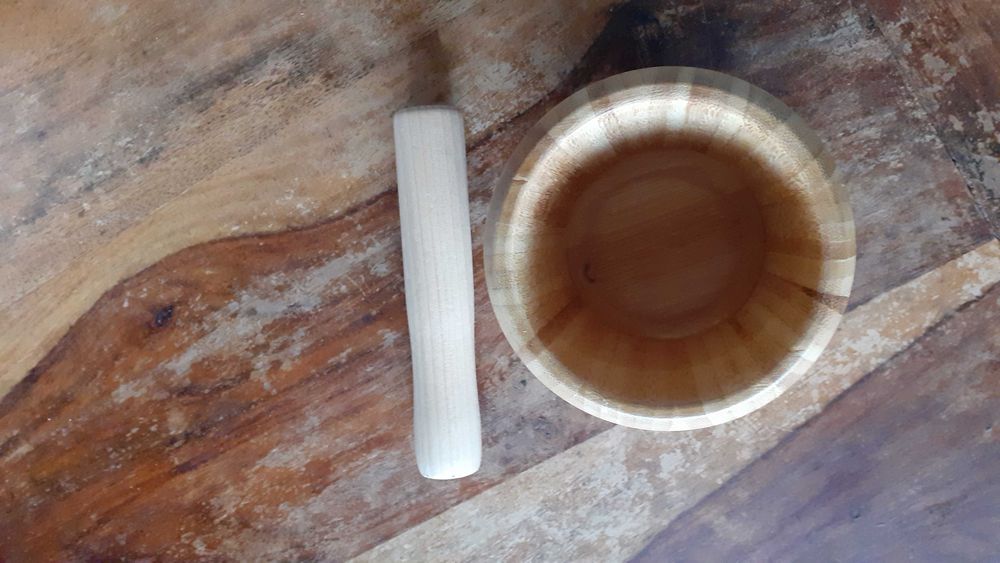 хаван и чукало от естествено дърво бамбук