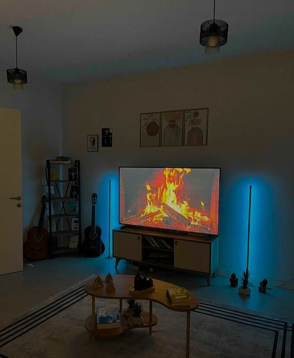 Декоративна Лед лампа RGB със стойка